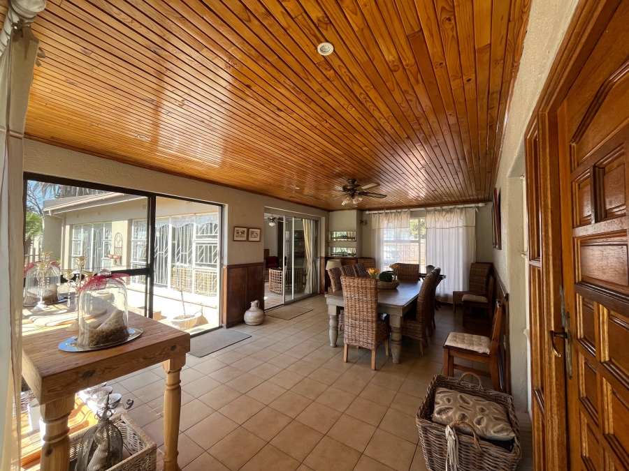 5 Bedroom Property for Sale in Frankfort Free State
